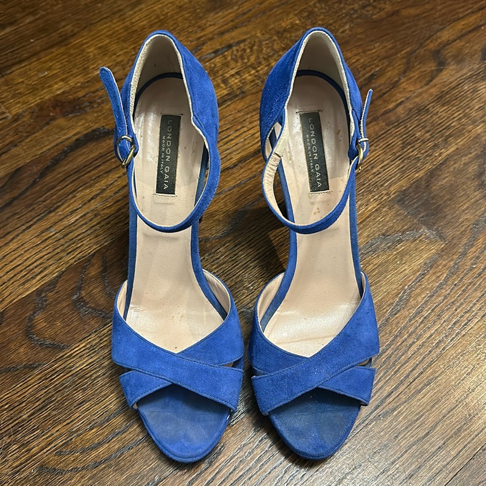 London Gaia blue suede platform heels
